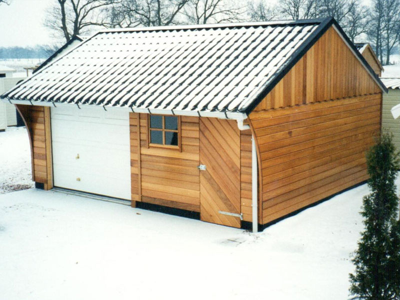 houten-garage-liverpool---front2
