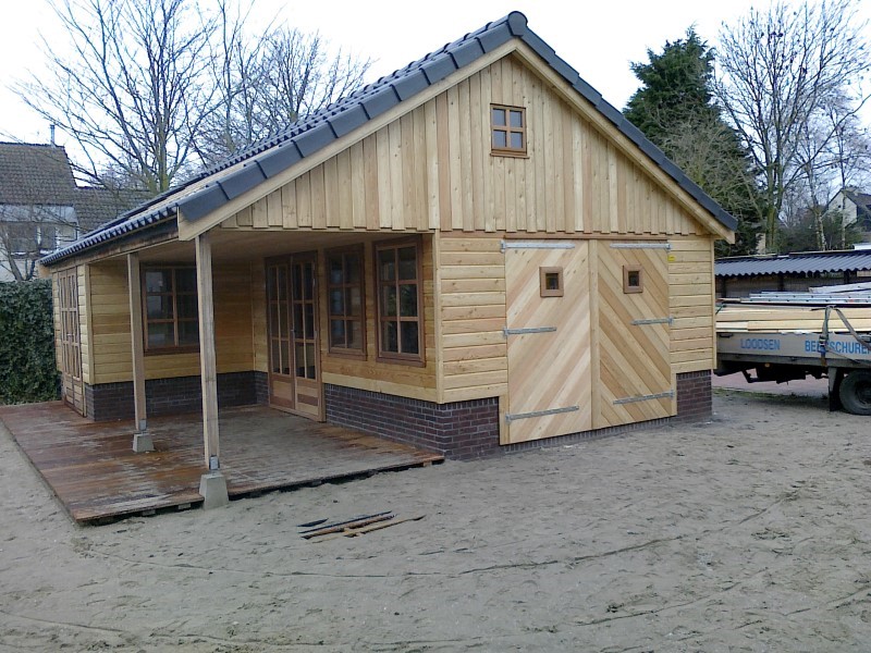 houten tuinhuis uithuizen (1)